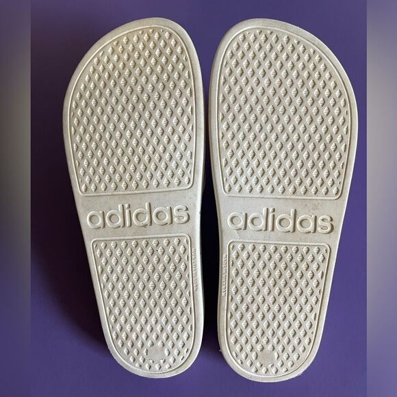 ADIDAS Slides. - Picture 4 of 4